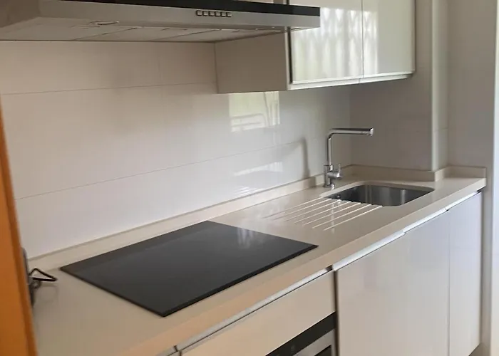 Homely Paseo Maritimo Edificio Eden Roc * マルベーリャ