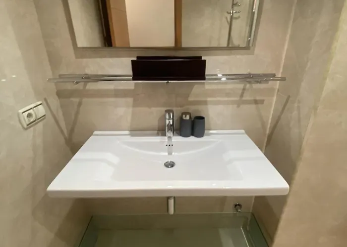 Homely Paseo Maritimo Edificio Eden Roc アパート