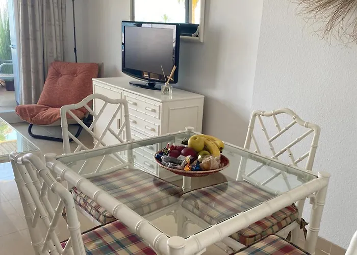 Homely Paseo Maritimo Edificio Eden Roc * マルベーリャ