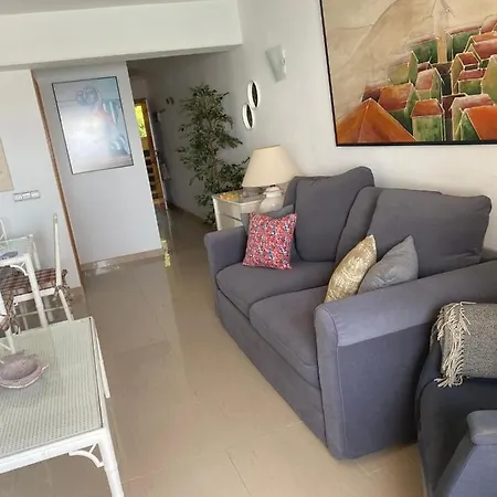 Homely Paseo Maritimo Edificio Eden Roc 公寓 *