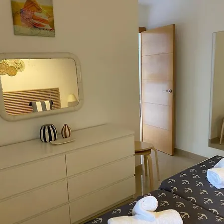 Homely Paseo Maritimo Edificio Eden Roc * 마르베야