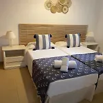 Homely Paseo Maritimo Edificio Eden Roc Apartmán